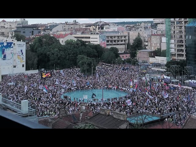 Uživo veliki protest na Slaviji