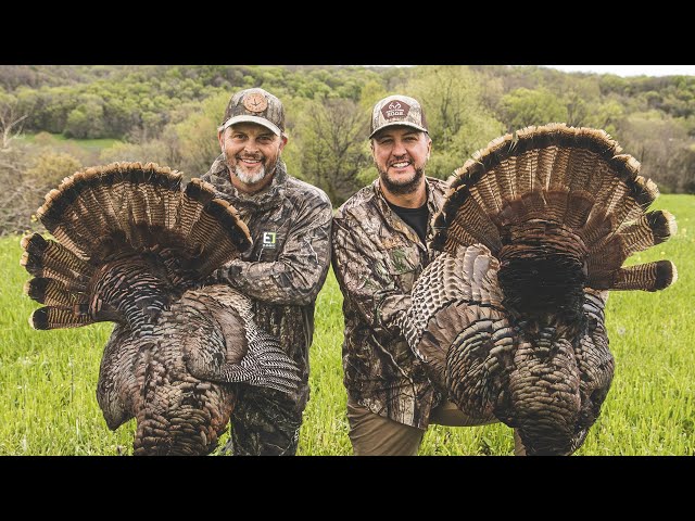 LUKE BRYAN Tennessee Turkeys! Pit Stop CSTF Tour