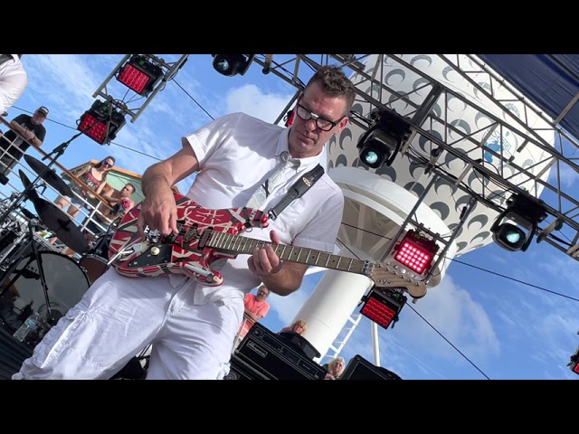 Nerd Halen - Ain't Talkin' 'Bout Love