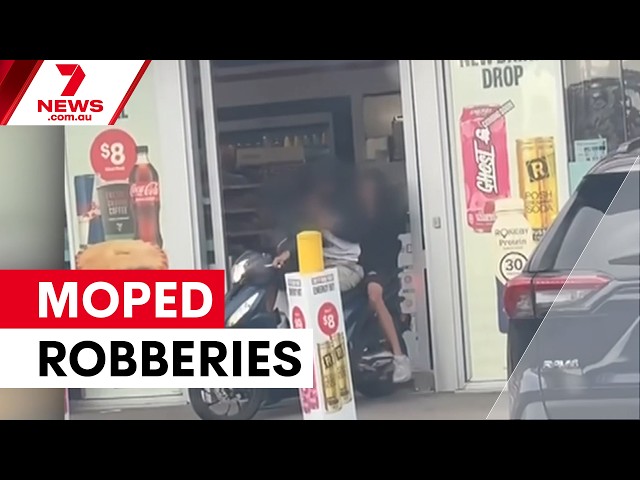 Three teens rob Thornley service station on moped | 7NEWS