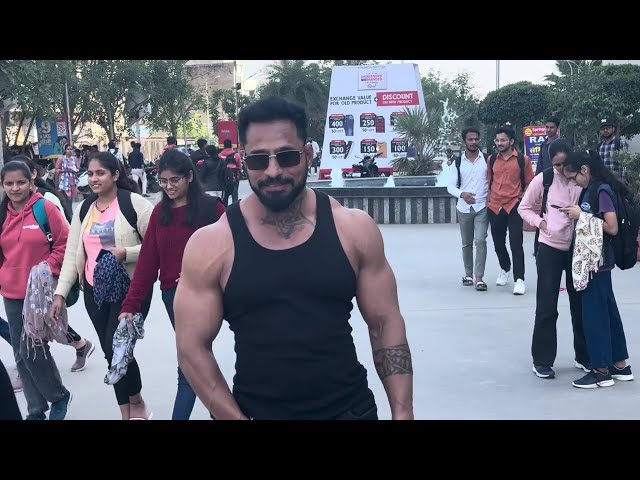 Shirtless Bodybuilder in Mall | Coaching Girls' Reactions | Public Reactions