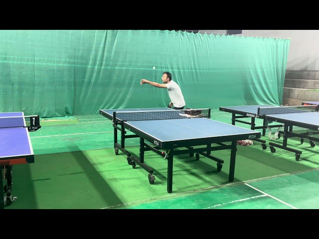 Table tennis pendulum service practice 