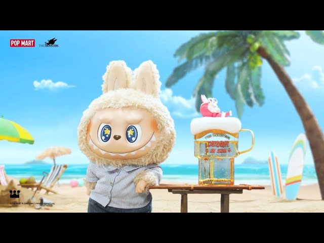 Put on your sunglasses and enjoy the summer vibes with LABUBU! ⛱️☀️ 🕶️