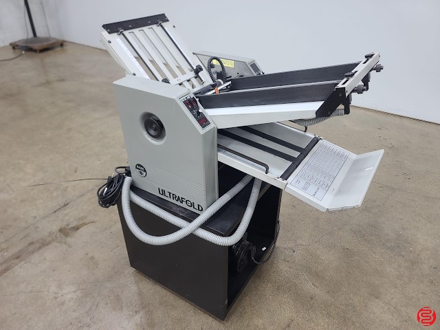 Baum 714XE Ultrafold 14in x 20in Vacuum Feed Paper Folder