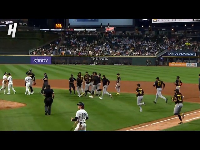 Benches clear in Pirates-White Sox after inning ending double play