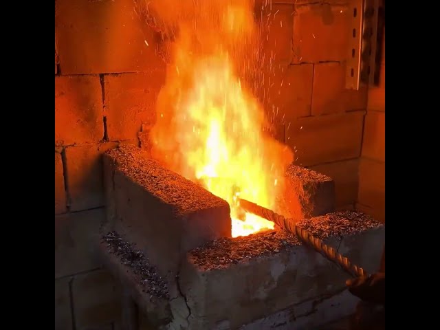 Turning Molten Brass Into a Karambit — Satisfying Casting Process