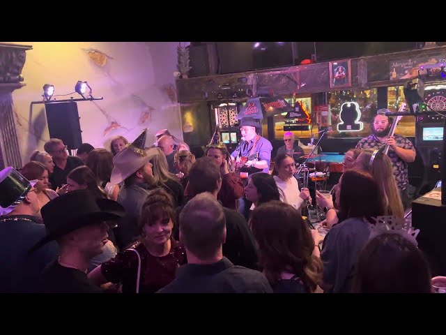 Country Roads on New Year's Eve with Brent Bel!