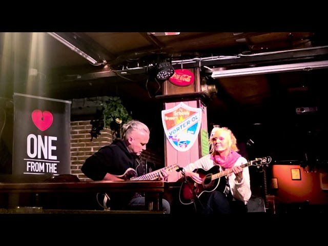 One From The Heart - Singer songwriter monday nights, Central Oslo.  