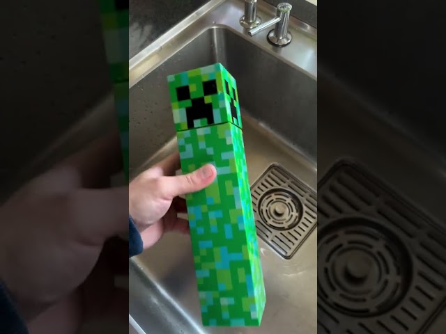 Minecraft creeper bottle for kids #Minecraft #merchandise
