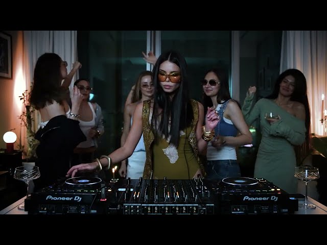 Eva Kim - Live set | House & Minimal | Dubai