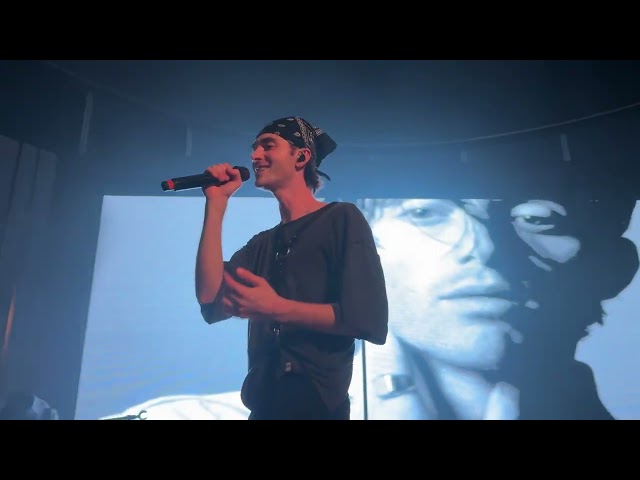 Greyson Chance - Shut Up (live in Singapore, 12-Nov-2025) 4K