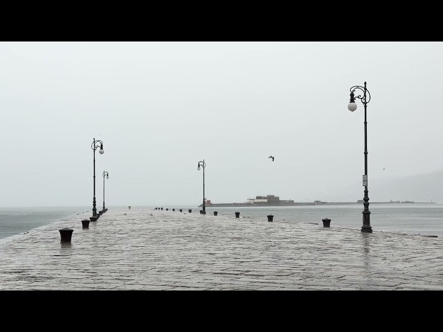 Strong Winds Sweep Friuli Venezia Giulia as Cold Front Takes Hold