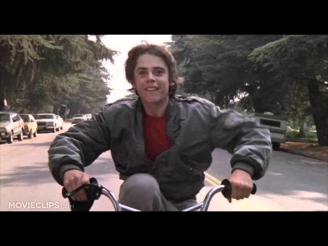 E.T. The Extra Terrestrial (1982) - 100th Anniversary Classic Moments [HD]