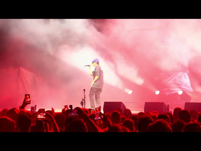 Logic Performs “Under Pressure” LIVE at Midflorida Credit Union Amphitheater 10.8.26 Tampa, Florida