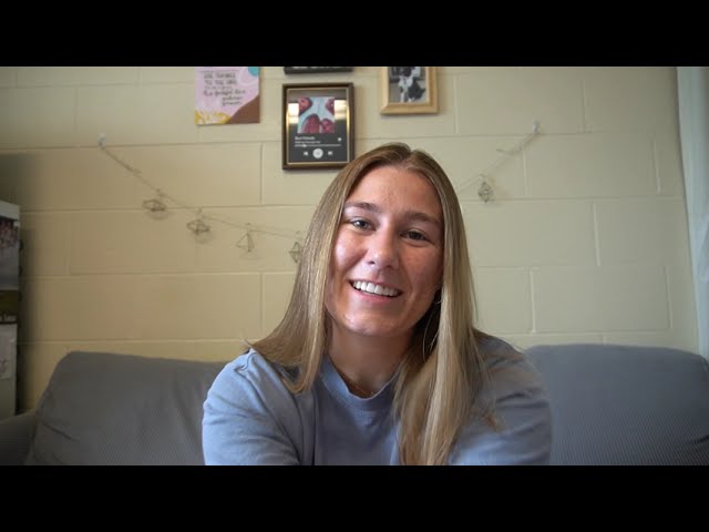 UNL Dorm Room Tour