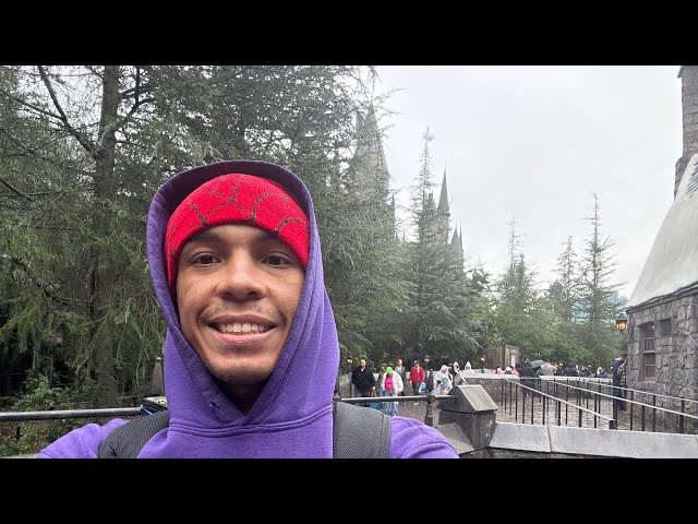Rainy Day At Universal Studios Hollywood! 📱