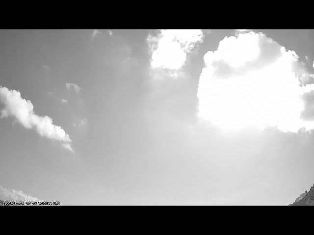 ES001G Timelapse Daylight Contrails 20261014