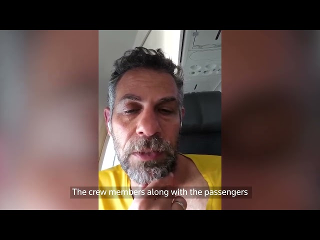 Passenger describes moment when pilot tried to crash flydubai flight