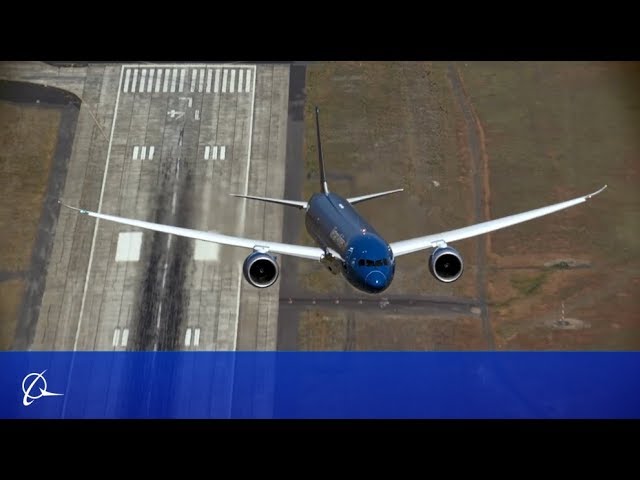 Boeing Vietnam Airlines 787-9 Dreamliner Vertical Takeoff & Steep Turns 2015 Paris Air Show Prep