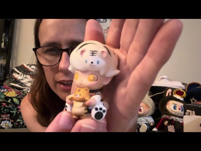 Part 2 of Random Unboxing! Hirono, SkullPanda, Pucky, Dimoo, & A SECRET! 