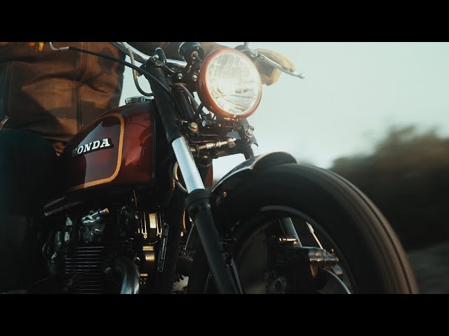 Custom Honda CB500 T (Sakura) 1975. Brat Style with engravings