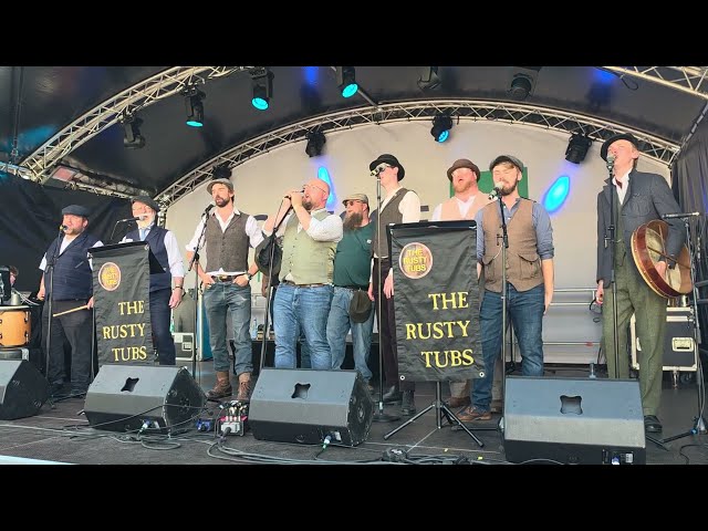 Rolling Down to Old Maui - Performed by The Rusty Tubs feat. John and David @2026-08-02