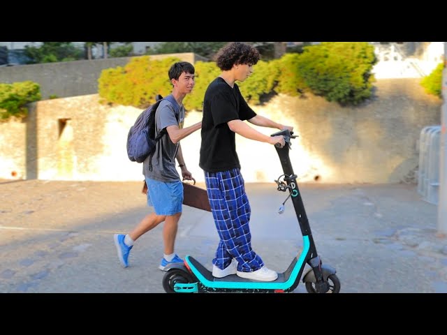 random video