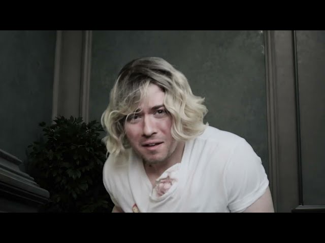 Leon Meets Grace in Resident Evil Requiem (Parody)