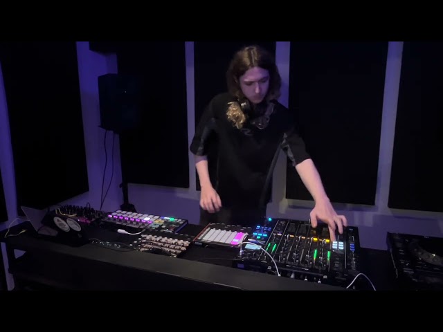 KUCKI - Live Techno Set