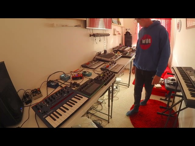 I C5 MONSTERS FROM HELL - AMBIENT TECHNO - HARDWARE JAMS