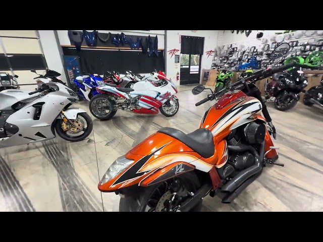 2014 Suzuki M-109 CUSTOM PAINT AND WHEELS - $9,999 ​​Stock #0245 CALL ALL THINGS CHROME 615-431-2294