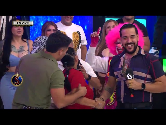 Se pelean por el amor de una señora | Es Show