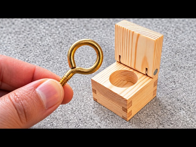 A Simple Wooden Invention With a Clever Ring Lock Mechanism