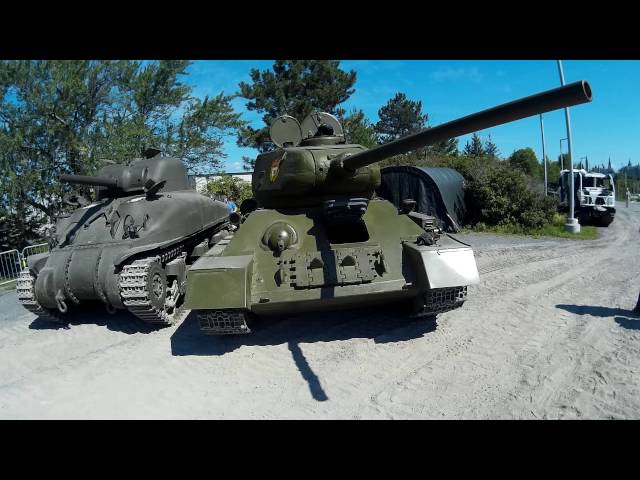 Walk-around of Soviet T34/85 tank at the Canadian War Museum