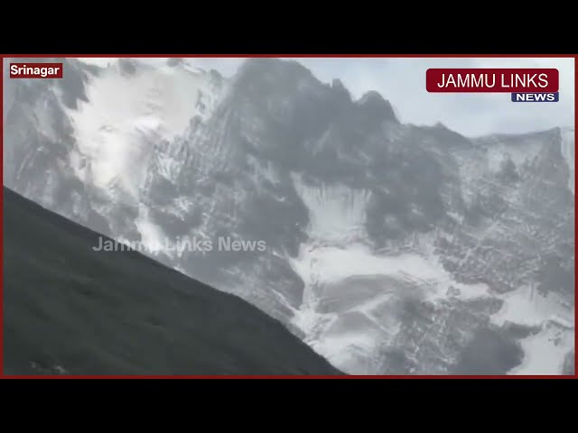 Season’s First Snowfall Blankets Higher Reaches of Gumri in Zojila