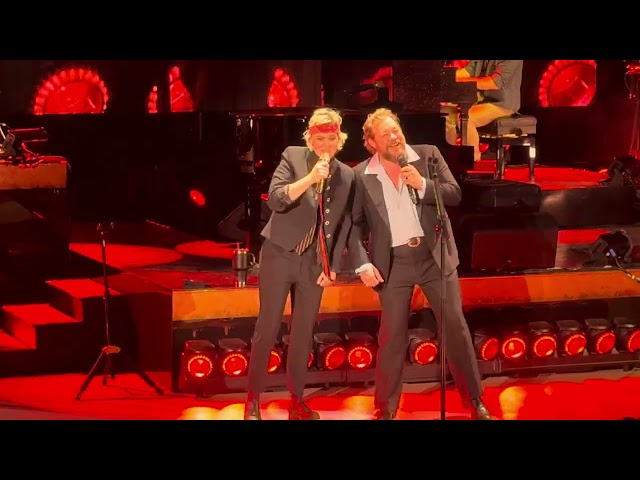 Islands in the Stream - Brandi Carlile/Nathaniel Rateliff Cover Dolly Parton @ Red Rocks 9.13.26