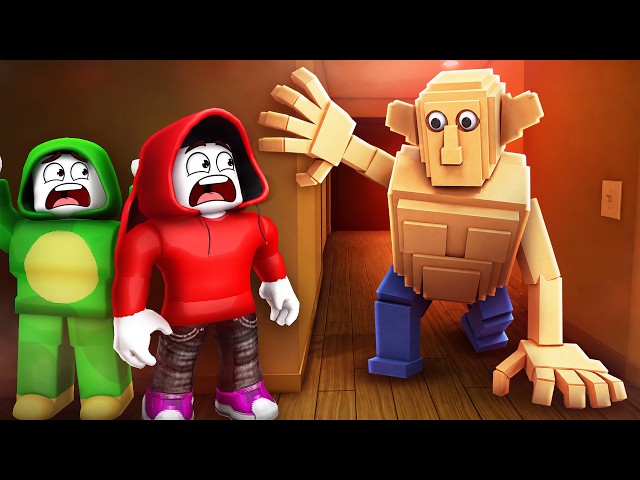 JJ and Mikey Run Away from the Giant Wooden Creature! 🏃‍♂️👀 He Ate Them in Roblox - Maizen