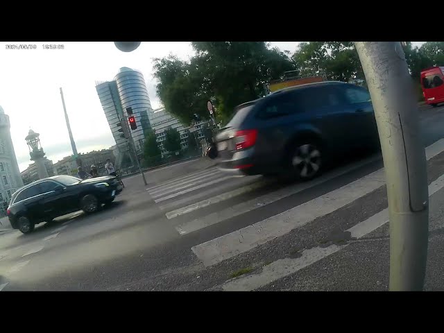 Boring bicycle commute - 20240809 #2