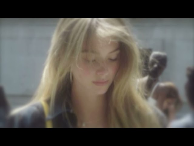 she looks just like a dream.