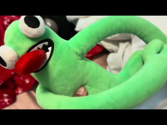 Bendy vs green remastered - toy and plushie beatbox battles 