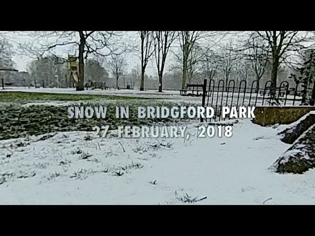 West Bridgford snowfall - Bridgford Park - February 2018