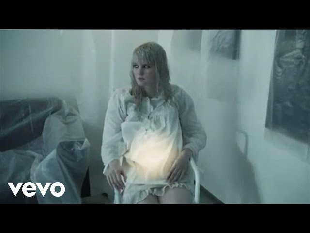 Purity Ring - lofticries (Official Video)