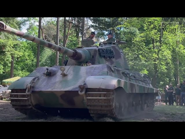 Inside the KÖNIGSTIGER - TIGER II King Tiger - Engine sound, Driving & Crew view