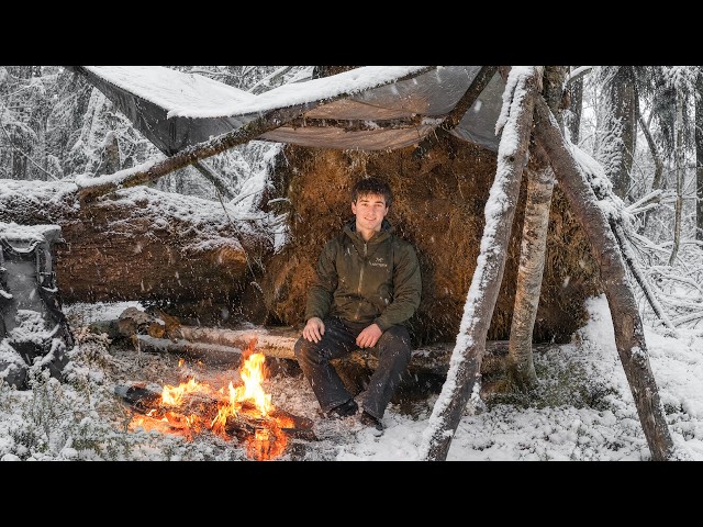 No Tent Extreme Winter Snowstorm Camping in Bushcraft Shelter