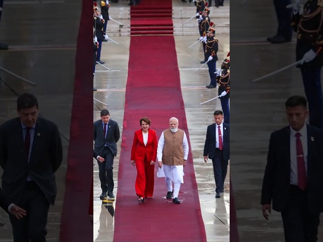 PM Modi emplanes for Delhi from Paris, France | #shorts