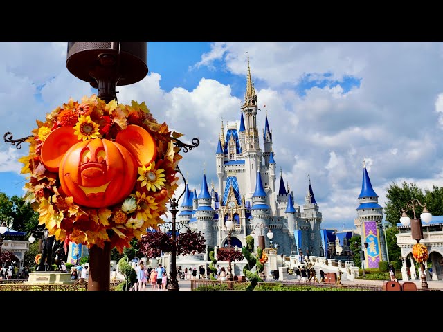 Magic Kingdom 2026 Beautiful Day Walkthrough w/ Halloween Decorations in 4K | Walt Disney World 2026