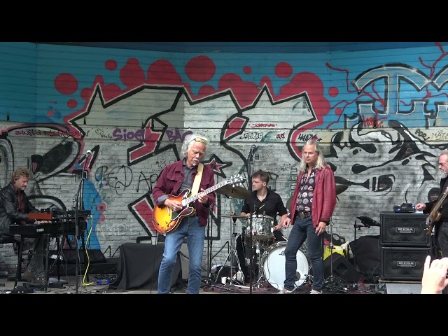 SterrebosLive/Podium zuid, Erwin Java's travelparty ft Erwin Nyhoff