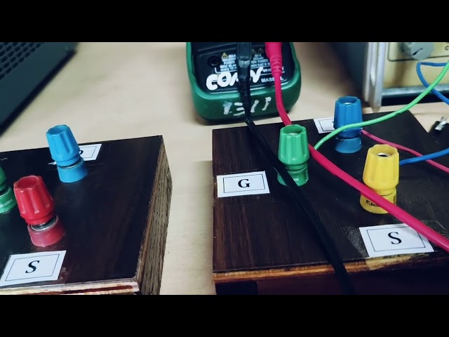 Experiment to demonstrate the MOSFET transfer and output characteristics