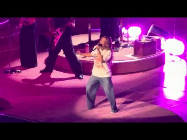 The Math [Hilary Duff Live in Madison Square Garden, New York 8/6/26]