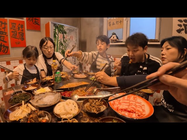 What Is Authentic Chinese Hotpot REALLY Like? Our Family Will Show You! 🇨🇳